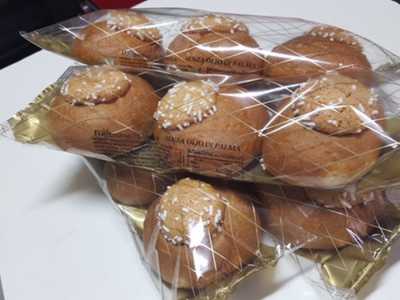 Nel 2011 Giuseppe Abbinante, titolare di �Dolci Sapori di Puglia� ha deciso di riprendere la produzione del dolce, che oggi continua a essere prodotto, seppur con nome e confezionamento diversi. Si chiama �Merendina dei baresi�
